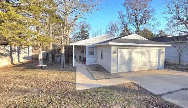 370 Deer Run Road, Branson, MO 65616