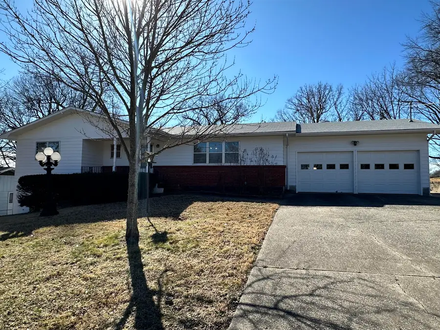 1023 Bond Street, Neosho, MO 64850 - #2