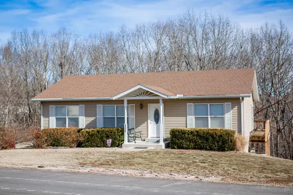 208 N Catamount Boulevard, Branson West, MO 65737