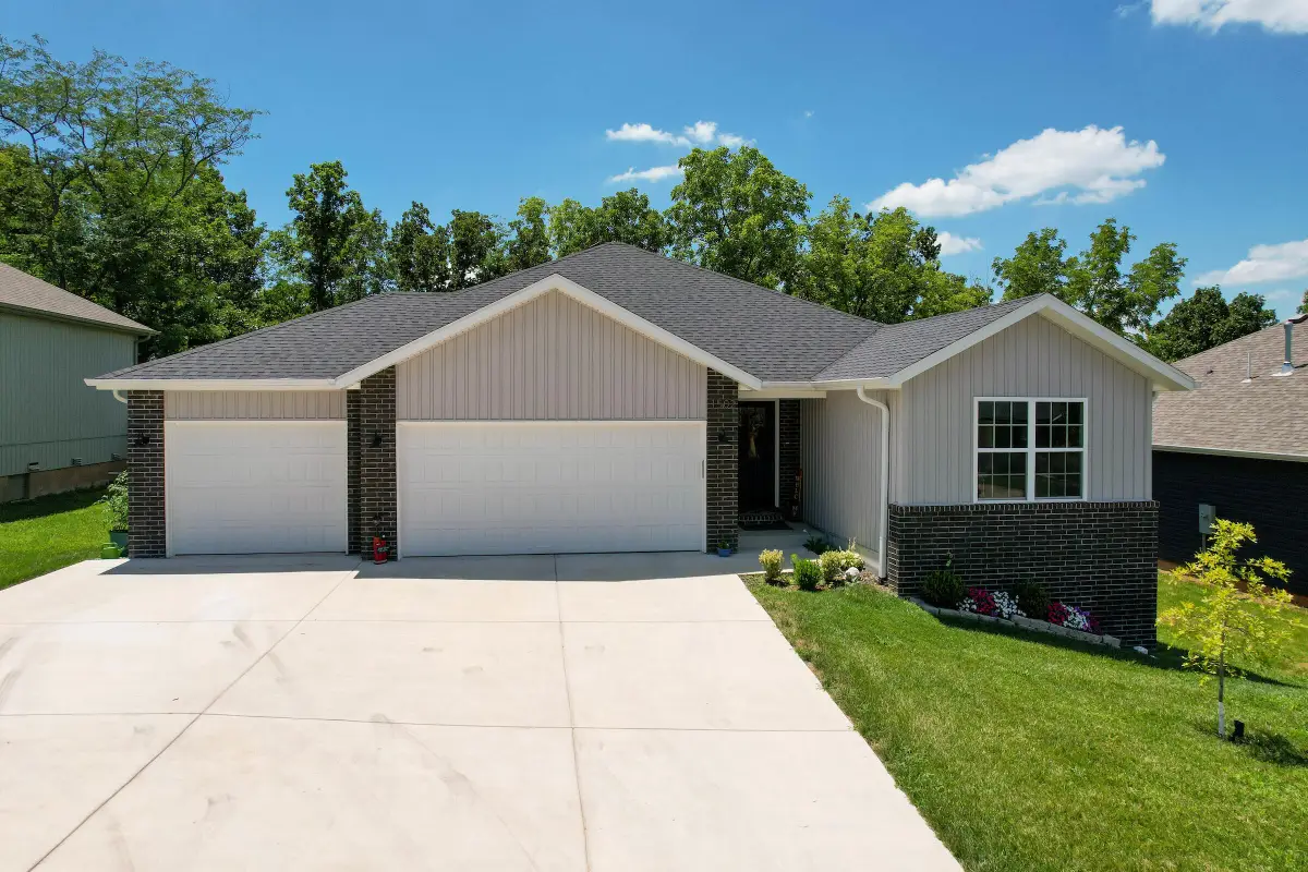 1502 W Parkview Street, Ozark, MO 65721 - #1