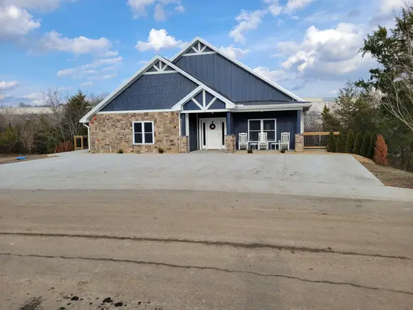 000 Brian Avenue, Ava, MO 65608