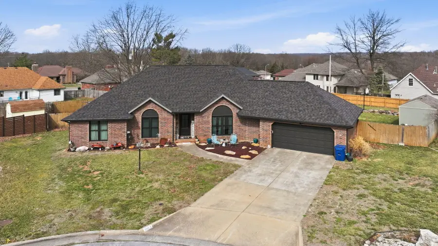 3983 N Courtney Circle, Springfield, MO 65803 - #2