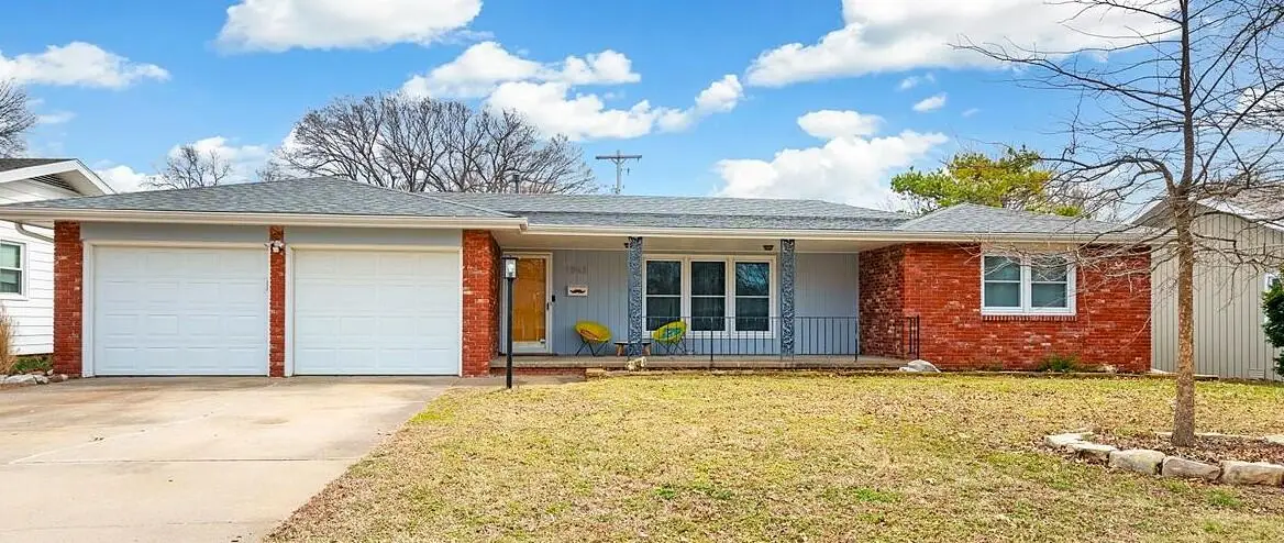 1942 S Luster Avenue, Springfield, MO 65804 - #1