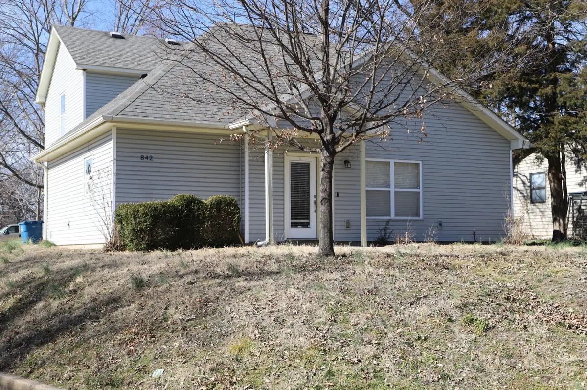 842 S Ozark Avenue, Joplin, MO 64801 - #1