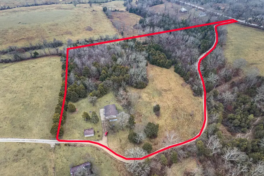 21373 E State Highway 76, Taneyville, MO 65759 - #2