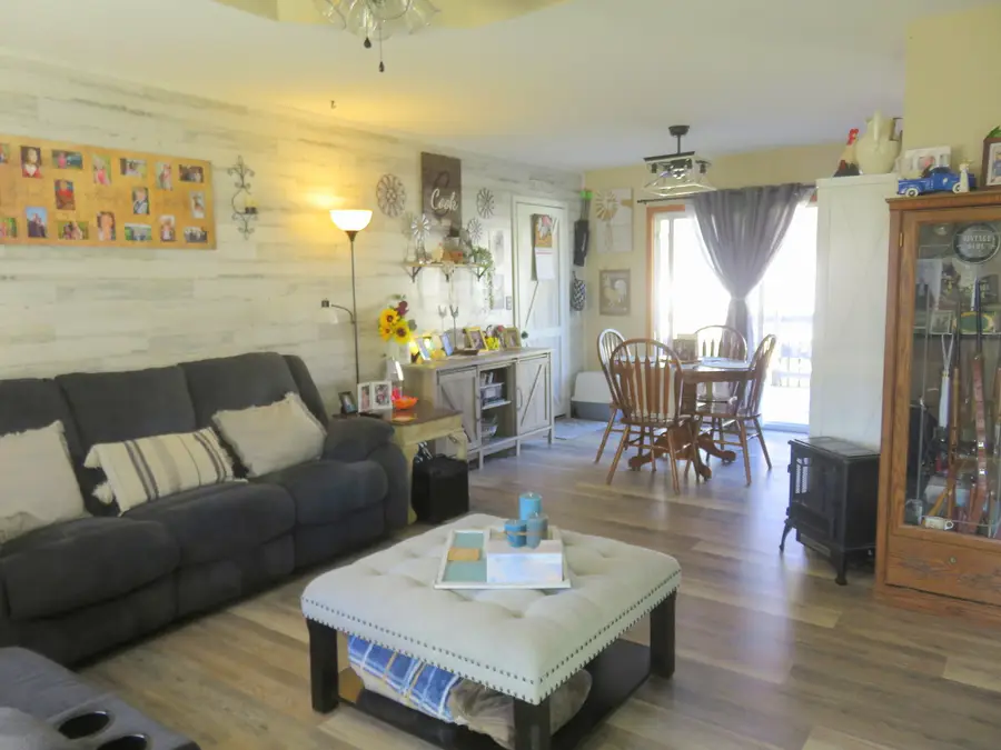 359 E Bedford Street, Marshfield, MO 65706 - #3