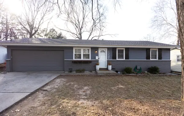1249 S Belcrest Avenue, Springfield, MO 65804