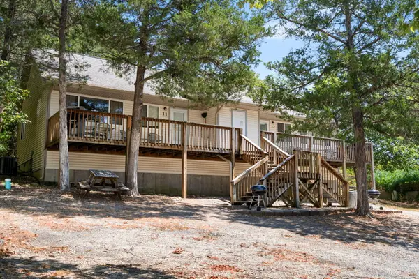 152 Deep Water Circle, Reeds Spring, MO 65737