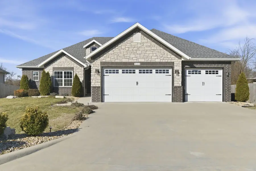 3133 N Dickerson Avenue, Springfield, MO 65803 - #2