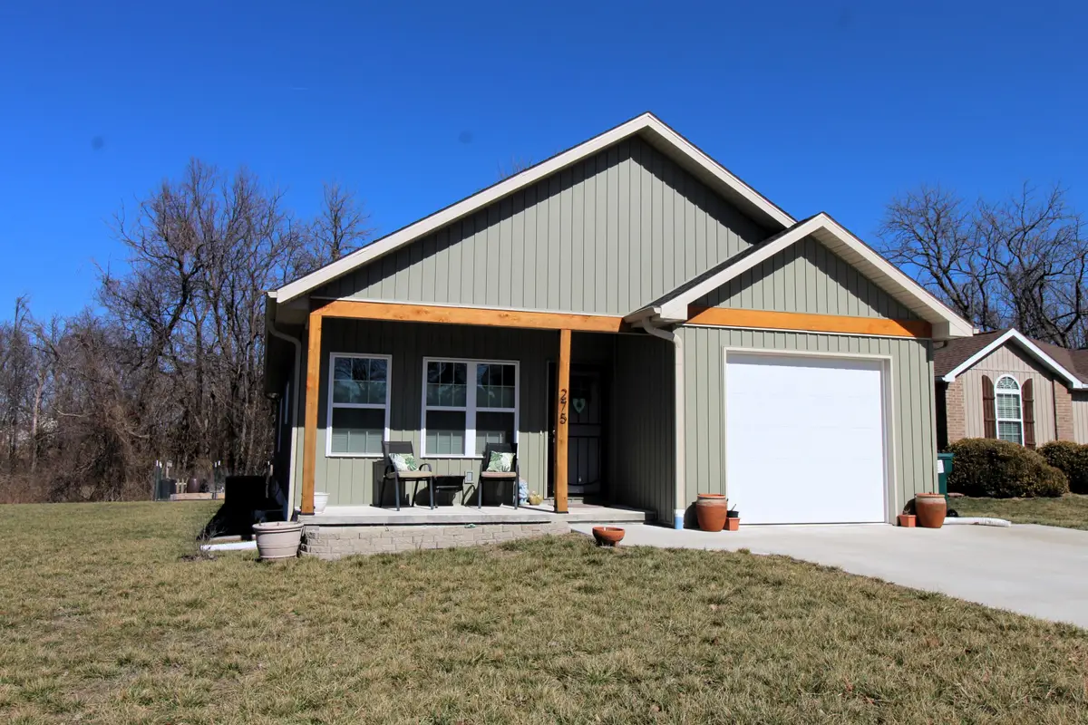 275 W Abbi Lane, Bolivar, MO 65613 - #1