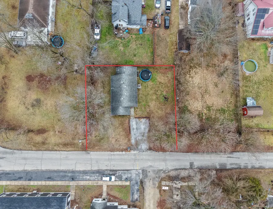 317 E Highland Street, Aurora, MO 65605 - #3