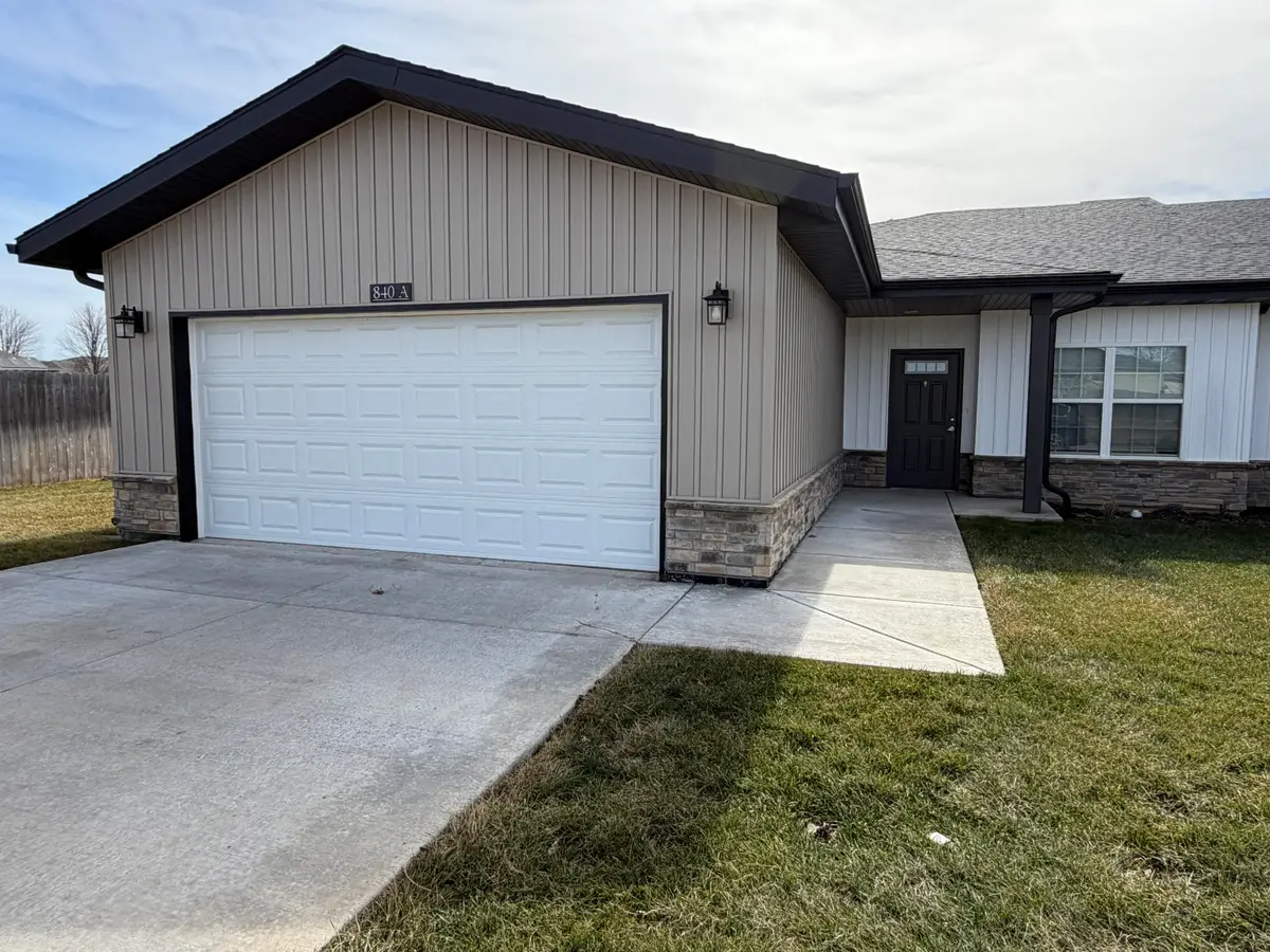 840a W Logan Street, Rogersville, MO 65742 - #1