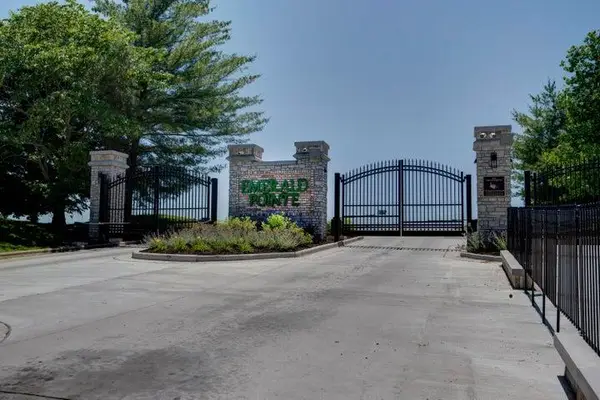 265 Split Rock Drive, Hollister, MO 65672