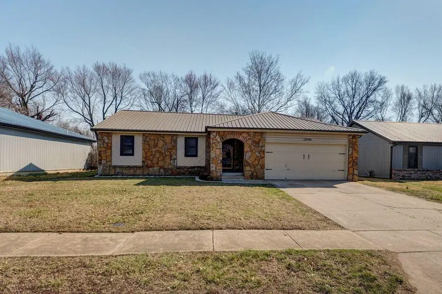 2546 S Fort Avenue, Springfield, MO 65807 - #2