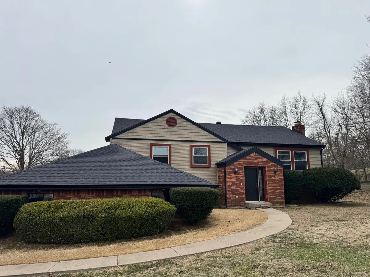 1560 W Oak Ridge Court, Nixa, MO 65714 - #1