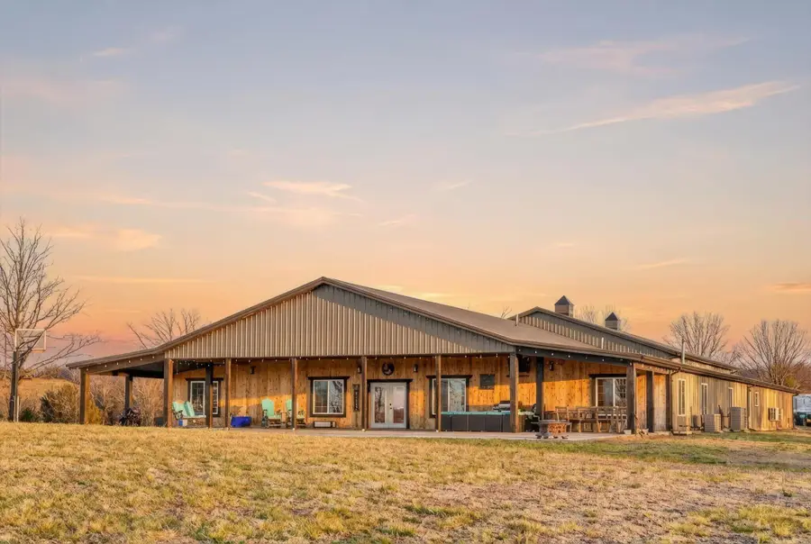 3261 Highway Rb, Bolivar, MO 65613 - #2