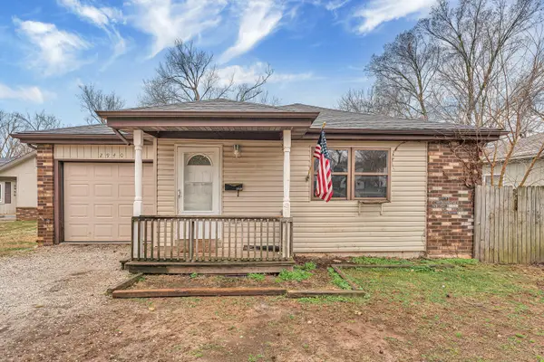 2940 W Walnut Street, Springfield, MO 65802