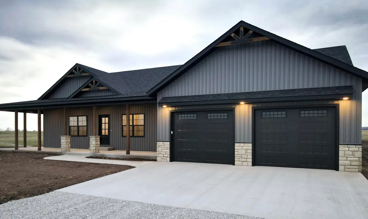 4441 S 82nd Road, Bolivar, MO 65613 - #1