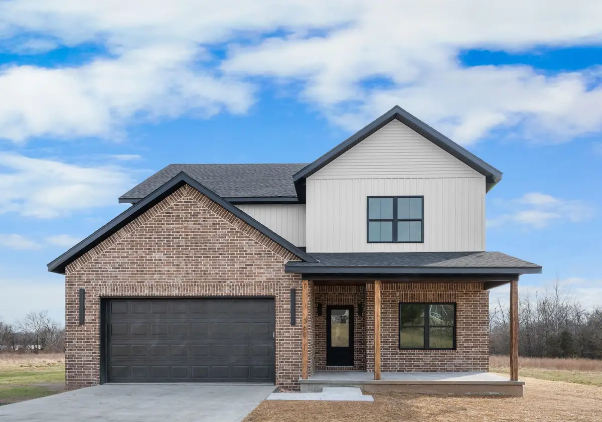 360 S Idlewood Way, Bolivar, MO 65613 - #1