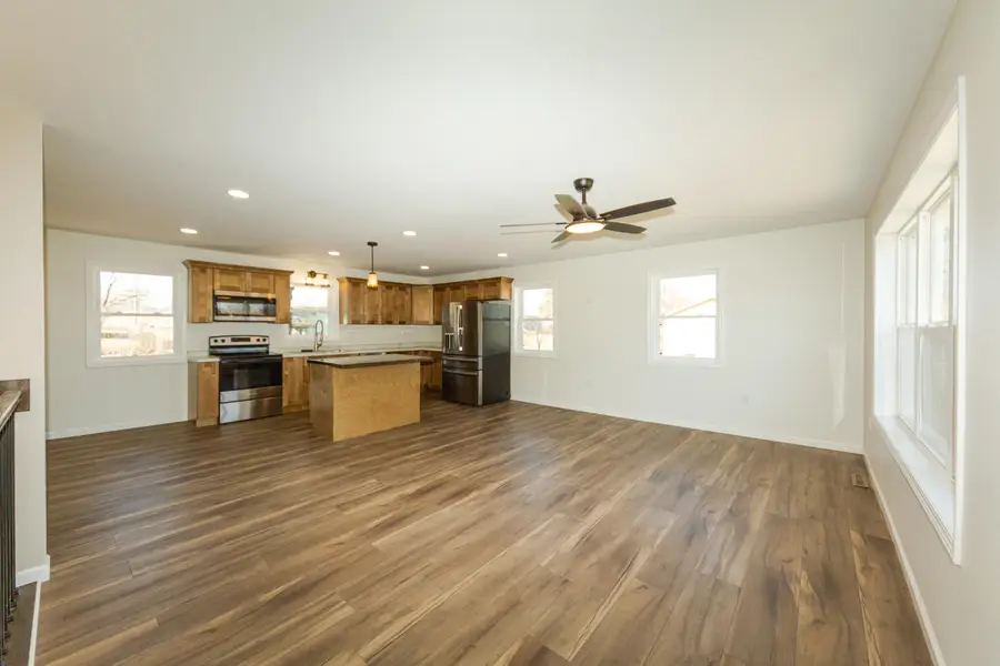 1106 Clayzell Drive, El Dorado Springs, MO 64744 - #3