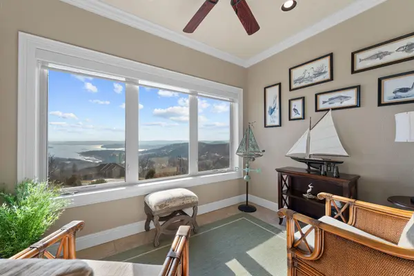 130 Royal Vista Drive #605, Branson, MO 65616