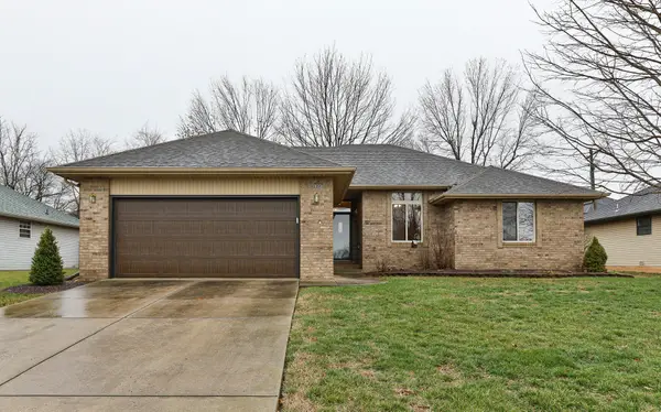 3922 W Cardinal Street, Springfield, MO 65810