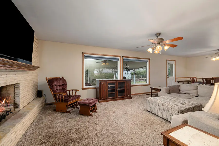 2541 S Luster Avenue, Springfield, MO 65804 - #2