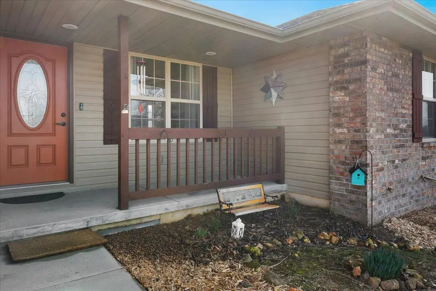 712 W Christopher Lane, Clever, MO 65631 - #3