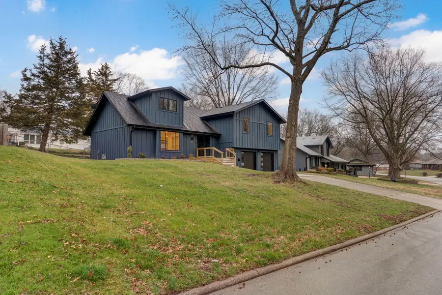 2145 E Shady Glen Drive, Springfield, MO 65804 - #3