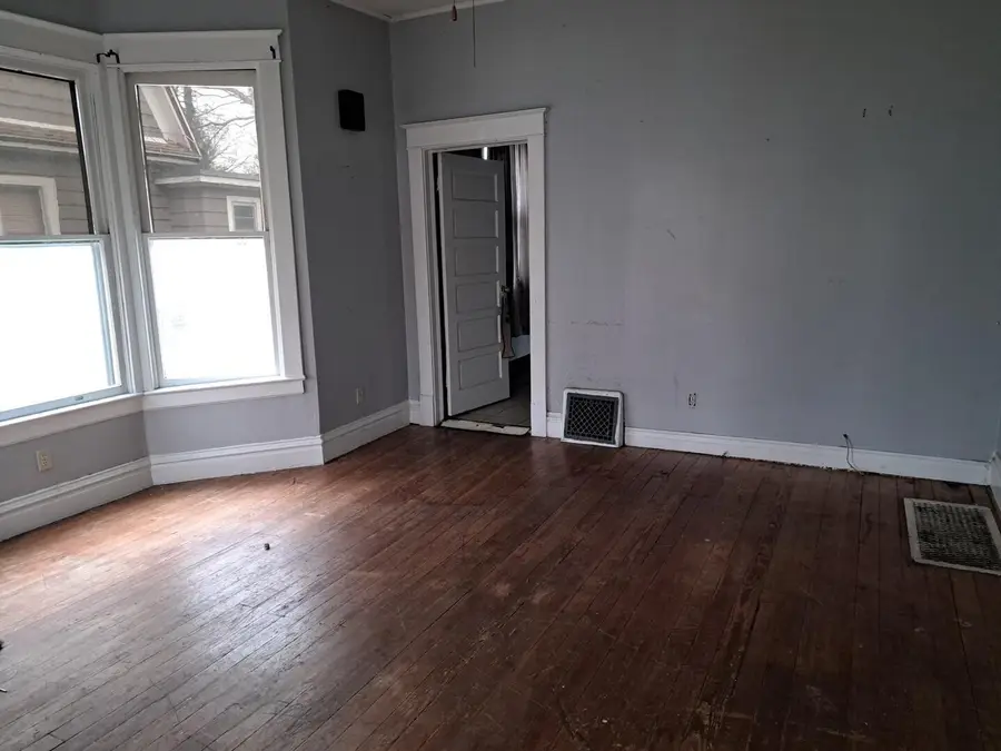 634 N Byers Avenue, Joplin, MO 64801 - #2