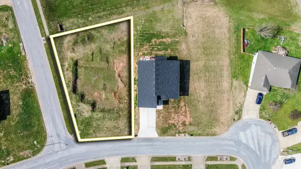 4473 N Toby Avenue, Springfield, MO 65803