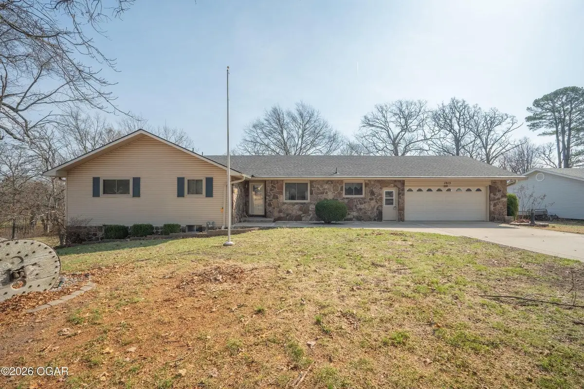 1015 Peterson Road, Neosho, MO 64850 - #1