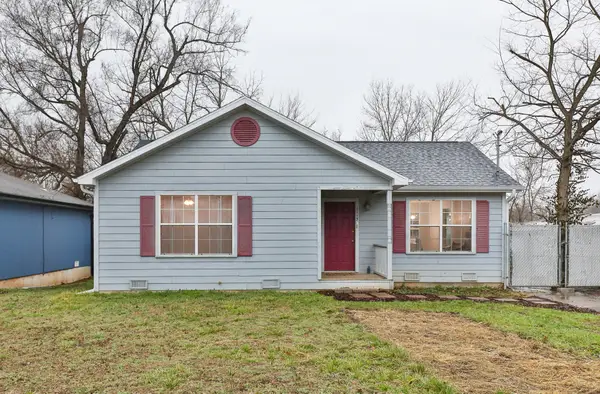 1113 N Clifton Avenue, Springfield, MO 65802