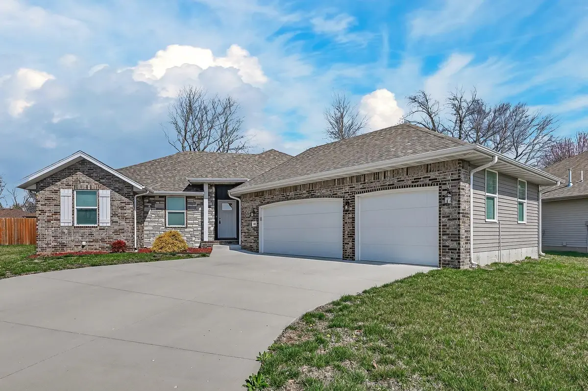 4881 W Washita Street, Springfield, MO 65802 - #1