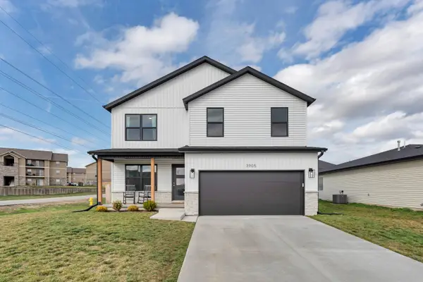 3905 E Linden Lane, Brookline, MO 65619