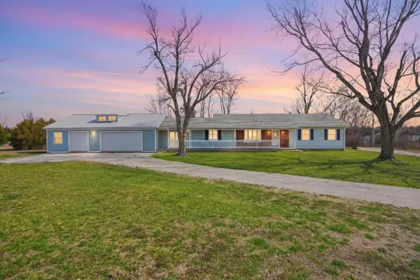 1668 N Farm Road 71, Bois D Arc, MO 65612