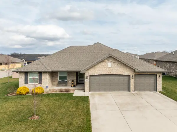 6060 S Brookside Lane, Battlefield, MO 65619