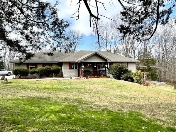 1417 State Highway 173, Galena, MO 65656