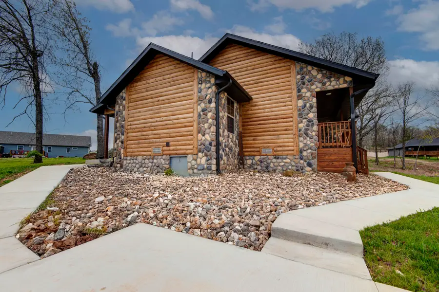 150 Sunshine Avenue, Cabool, MO 65689 - #3