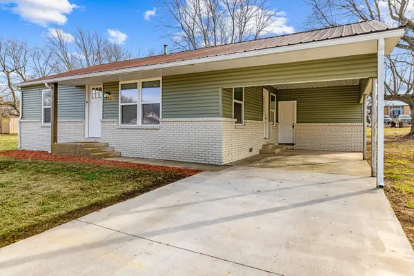 220 W Springfield Street #Package, Aurora, MO 65605