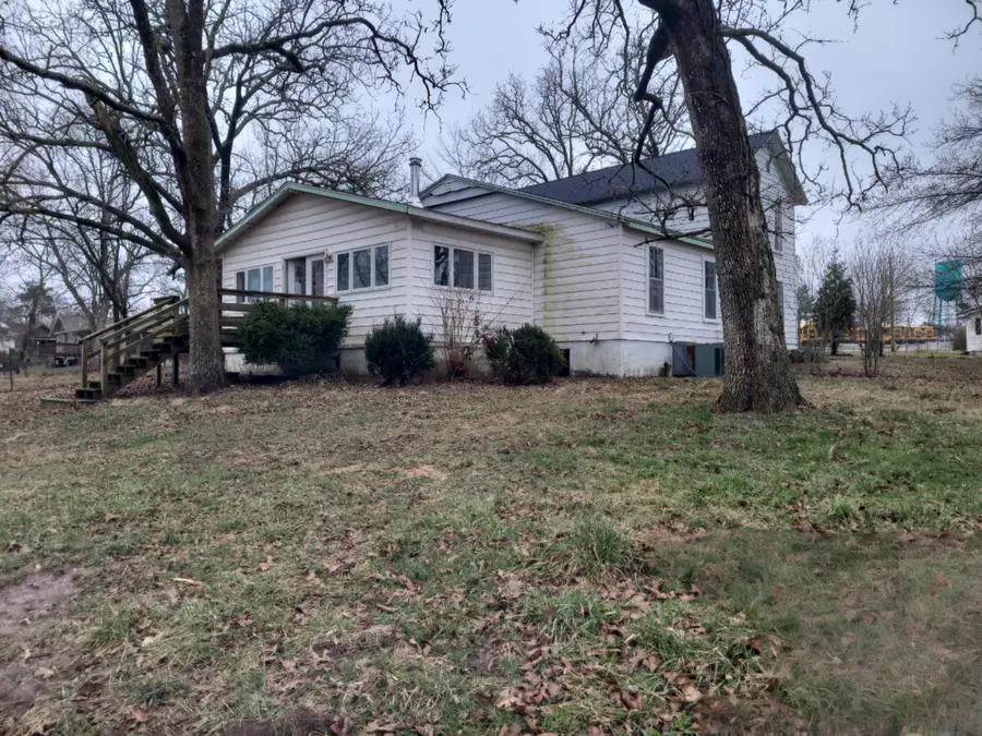 107 W 9th Street, Willow Springs, MO 65793 - #2