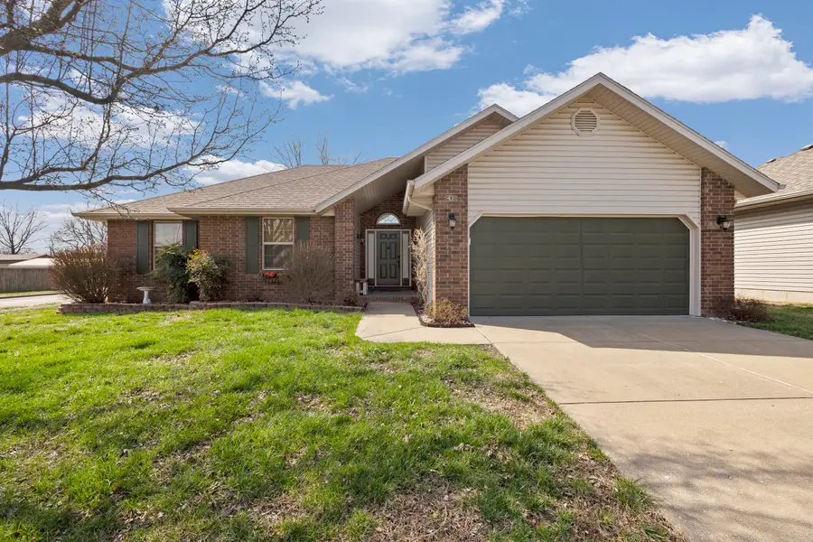 431 S Bernier Avenue, Springfield, MO 65802 - #2