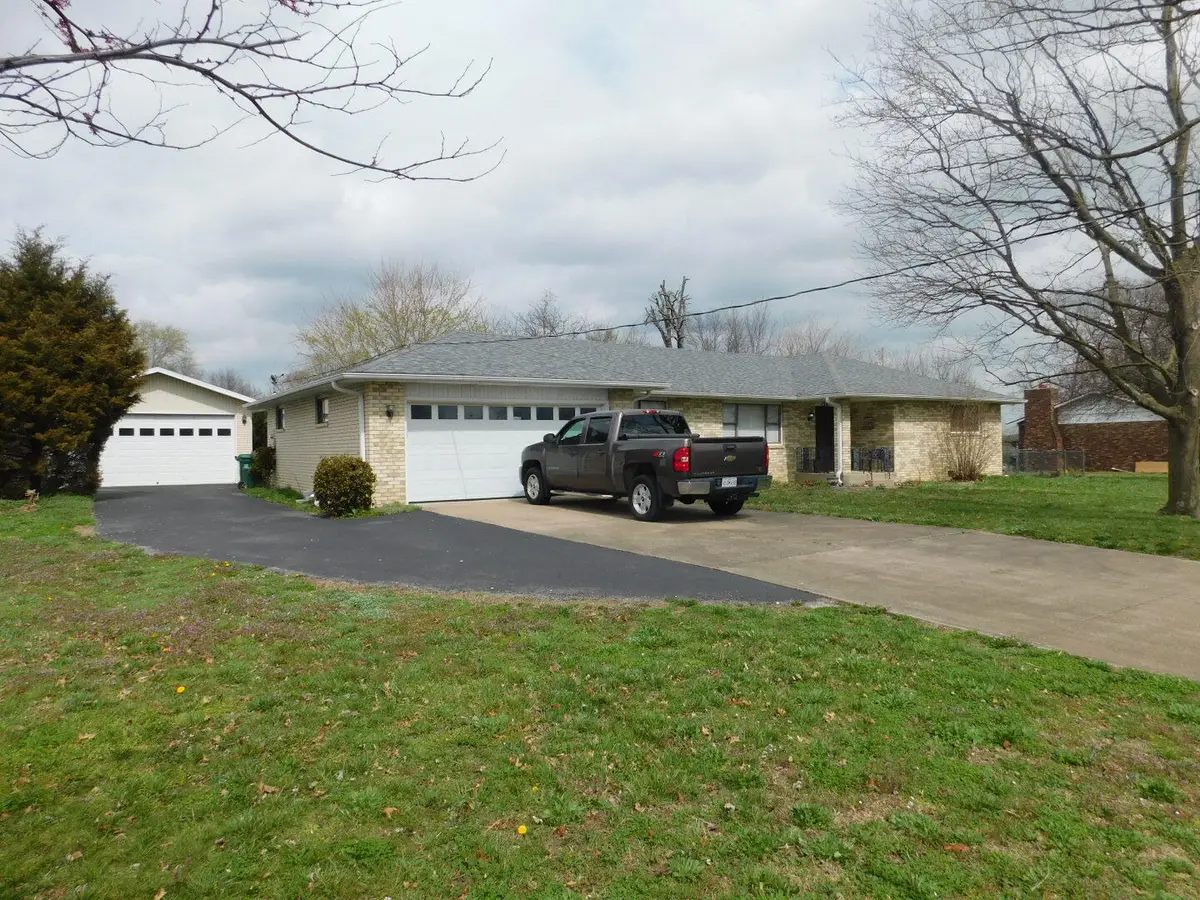 128 E Hazel Street, Monett, MO 65708 - #1