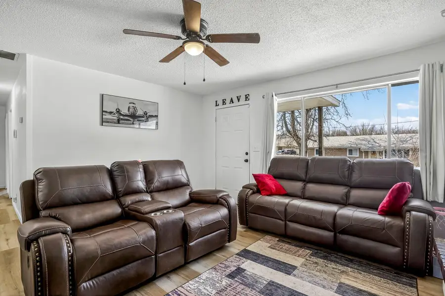 636 N Dana Avenue, Republic, MO 65738 - #3