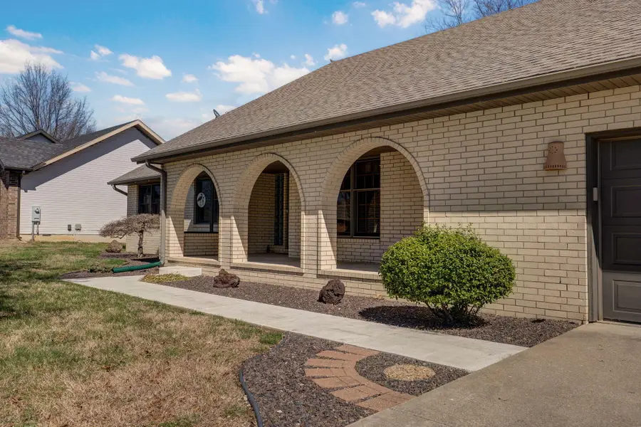 2524 S Overhill Avenue, Springfield, MO 65807 - #3