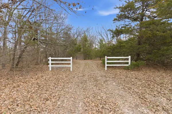 000 Turtle Tracks Drive, Fair Grove, MO 65648