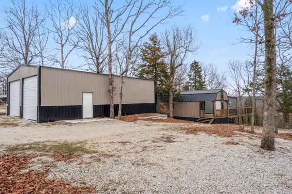 26555 Easy Street, Pittsburg, MO 65724