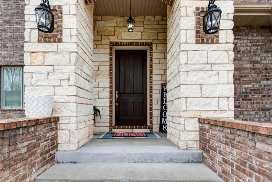 2437 E German Ivy, Springfield, MO 65804 - #2