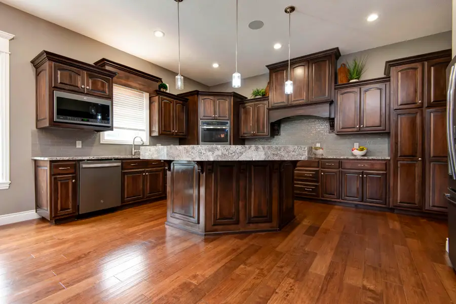 2437 E German Ivy, Springfield, MO 65804 - #3