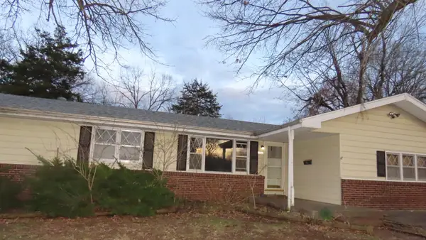 3552 S Franklin Avenue, Springfield, MO 65807